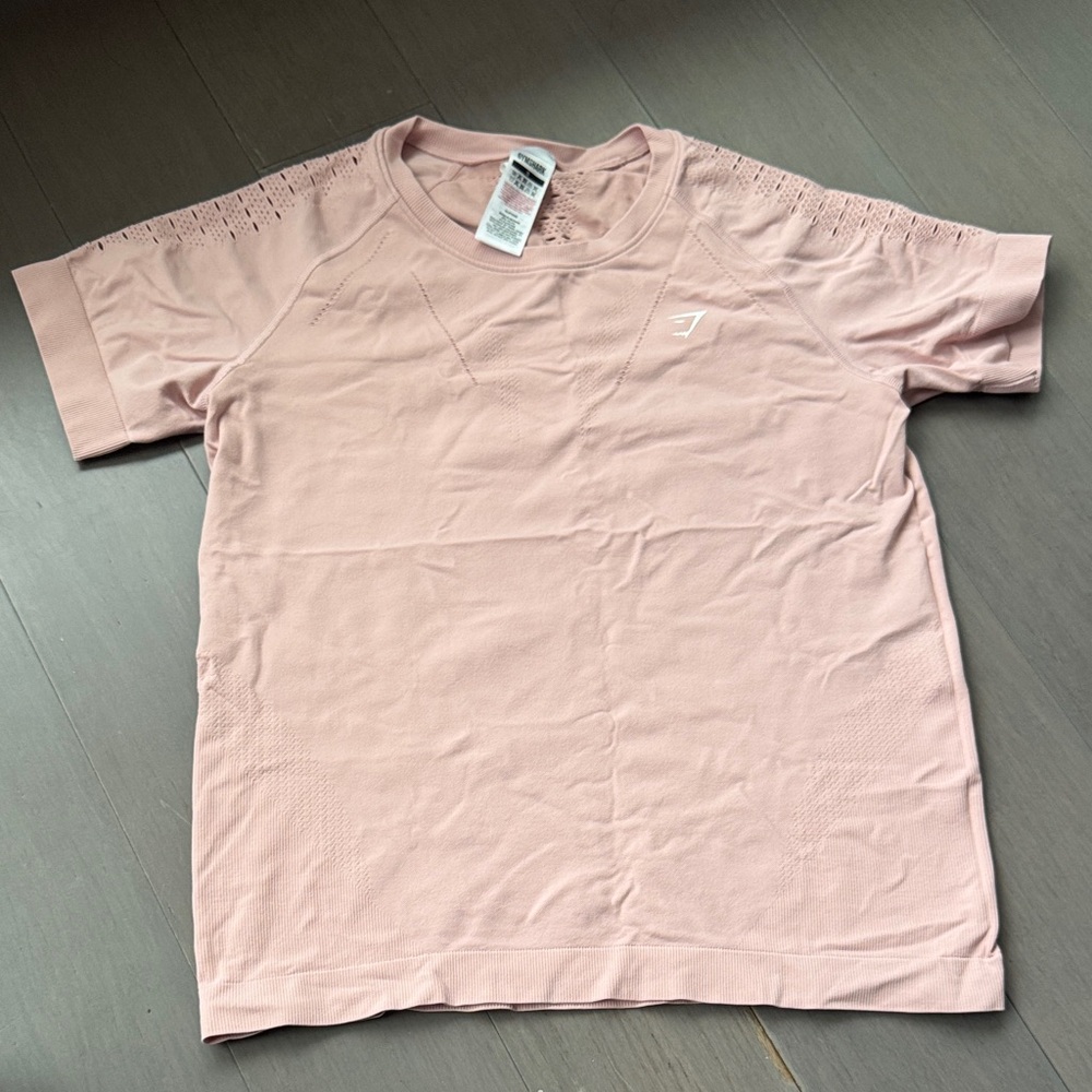 Gymshark Seamless Pink Athletic Workout Tee Size S